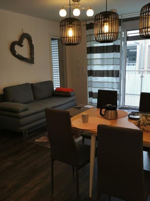 Wohnen Direkt Am Uferpark Mit Grossem Balkon Und Seeblick FDH 외부 사진
