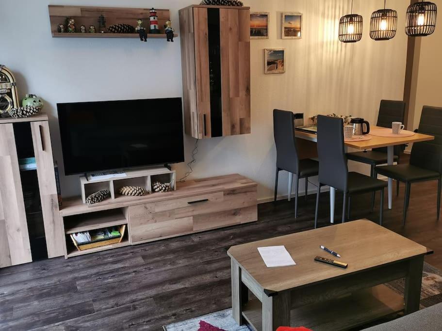 Wohnen Direkt Am Uferpark Mit Grossem Balkon Und Seeblick FDH 외부 사진